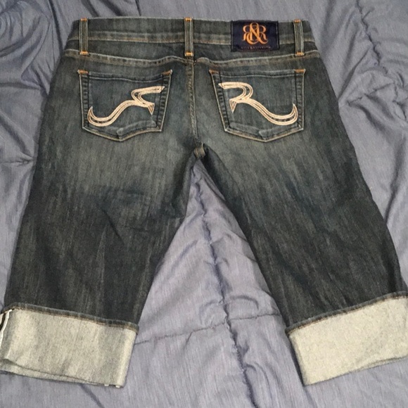 Rock & Republic Double R Embroidered Jeans Womens Size 6 28 capri stitch cuff - Picture 12 of 16